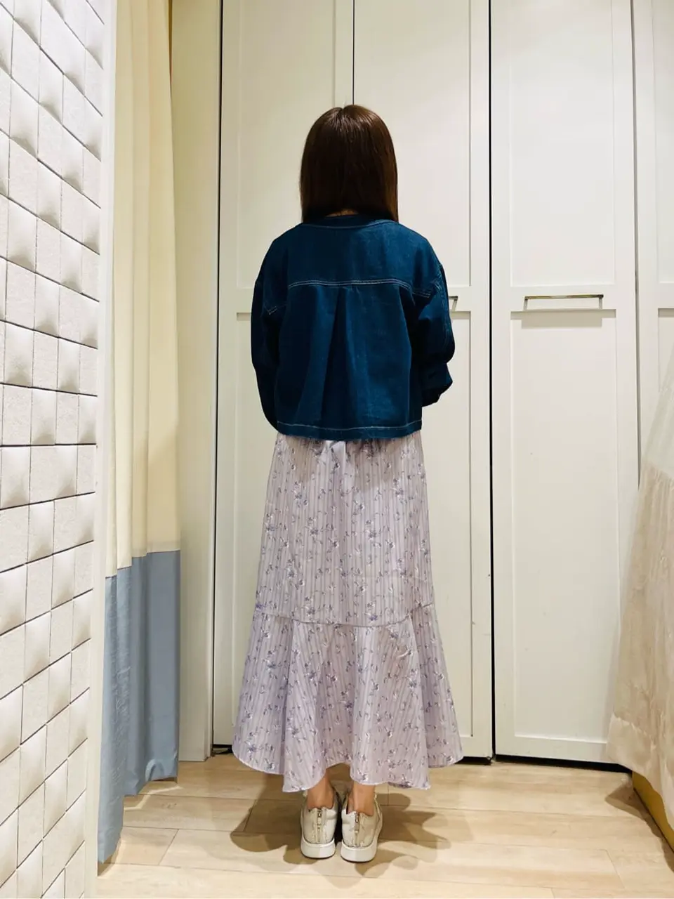 ANY SIS スタッフ コーディネート画像