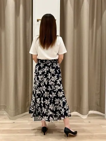 ANY SIS 瀬野 コーディネート画像