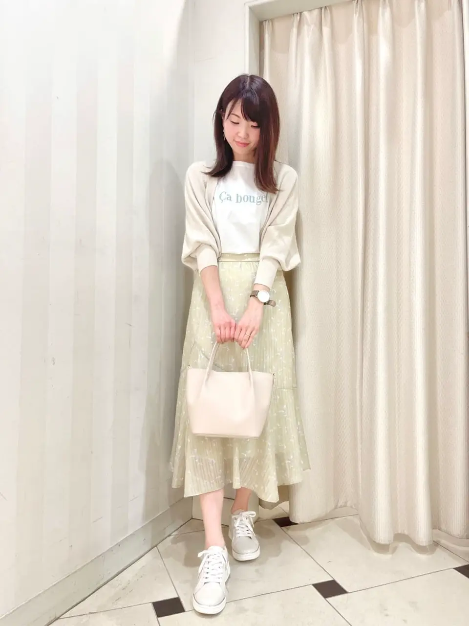 ANY SIS 金井 コーディネート画像