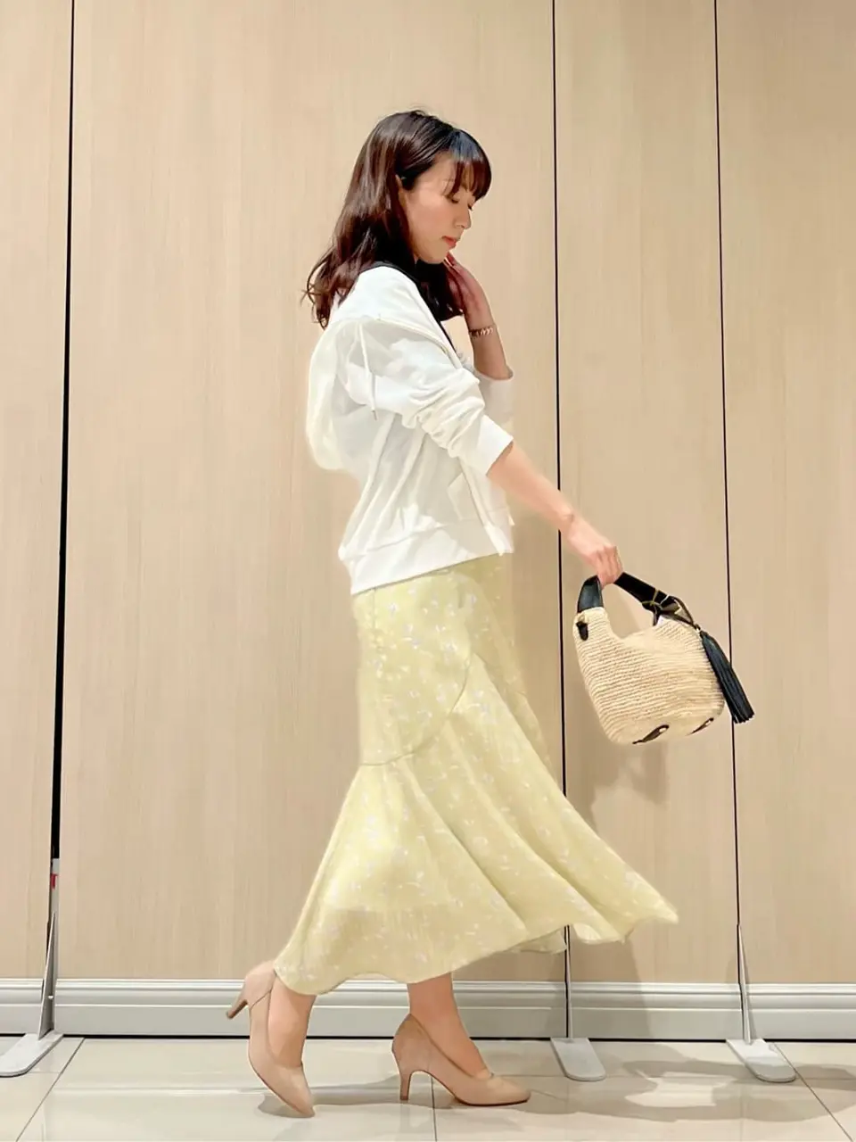 ANY SIS スタッフ コーディネート画像