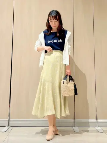 ANY SIS スタッフ コーディネート画像