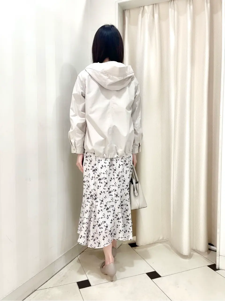 ANY SIS 金井 コーディネート画像