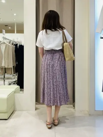 ANY SIS 川根　彩 コーディネート画像