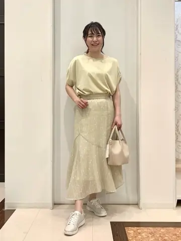 ANY SIS 横田 コーディネート画像