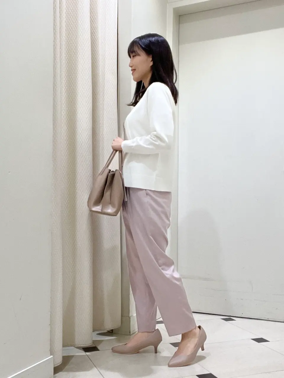 ANY SIS スタッフ コーディネート画像