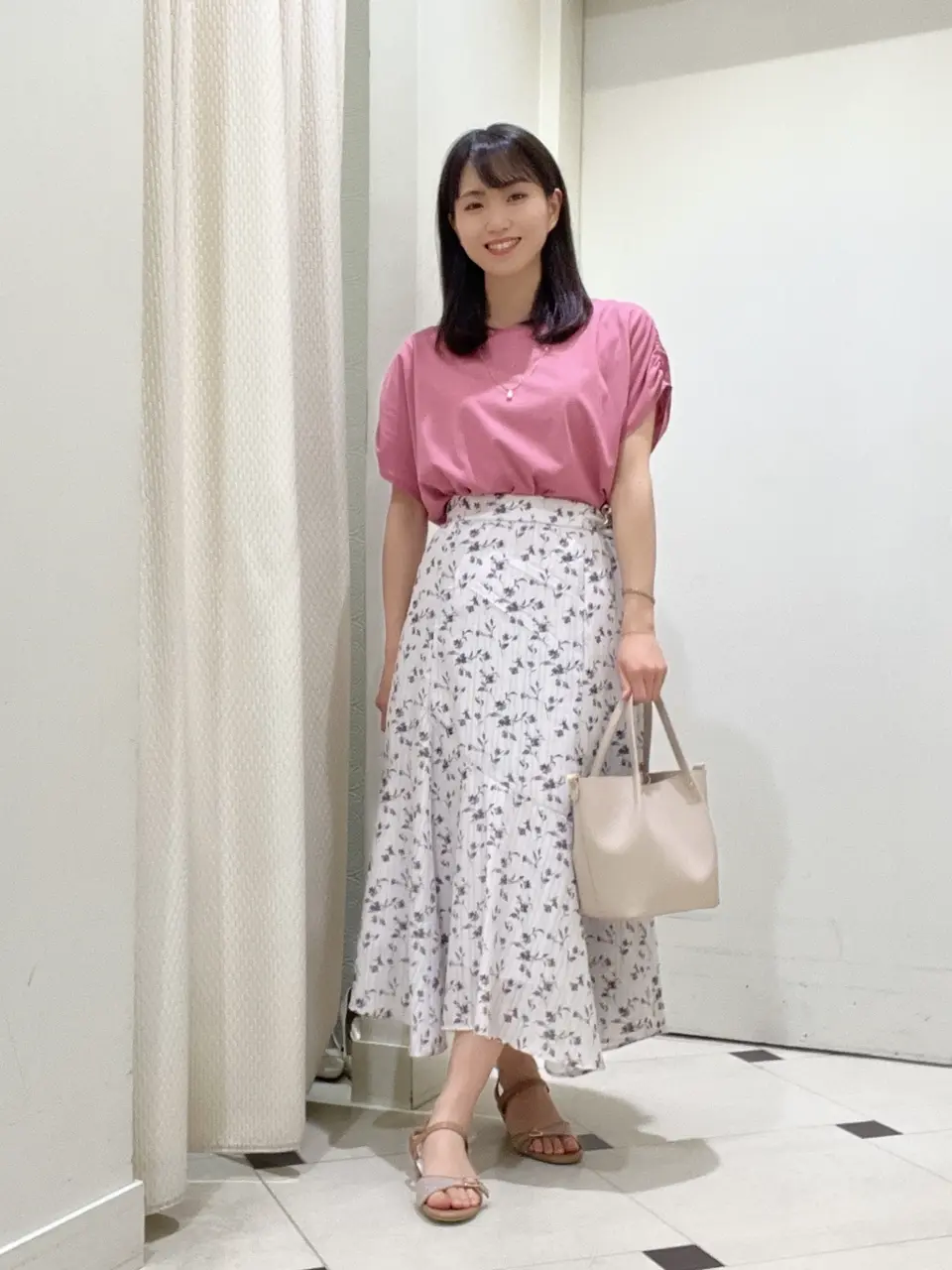  スタッフ コーディネート画像