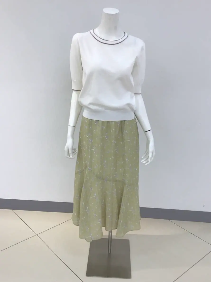 ANY SIS 橋本 コーディネート画像