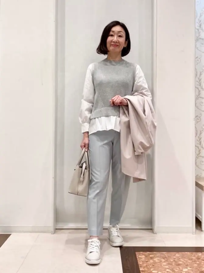 ANY SIS スタッフ コーディネート画像