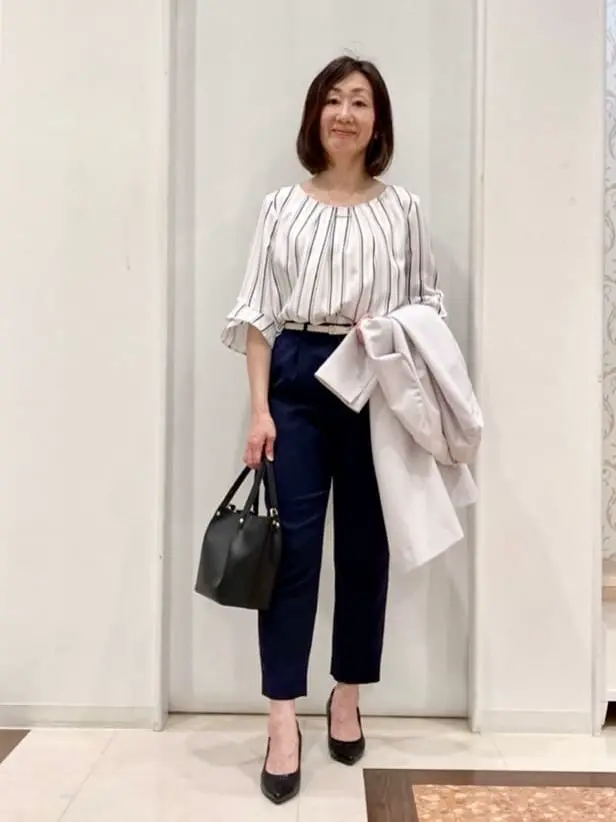 ANY SIS スタッフ コーディネート画像