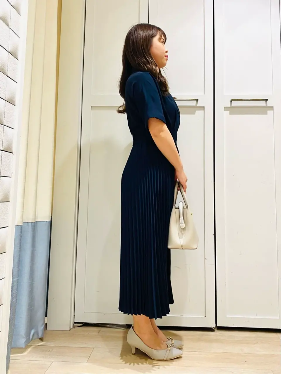 ANY SIS スタッフ コーディネート画像