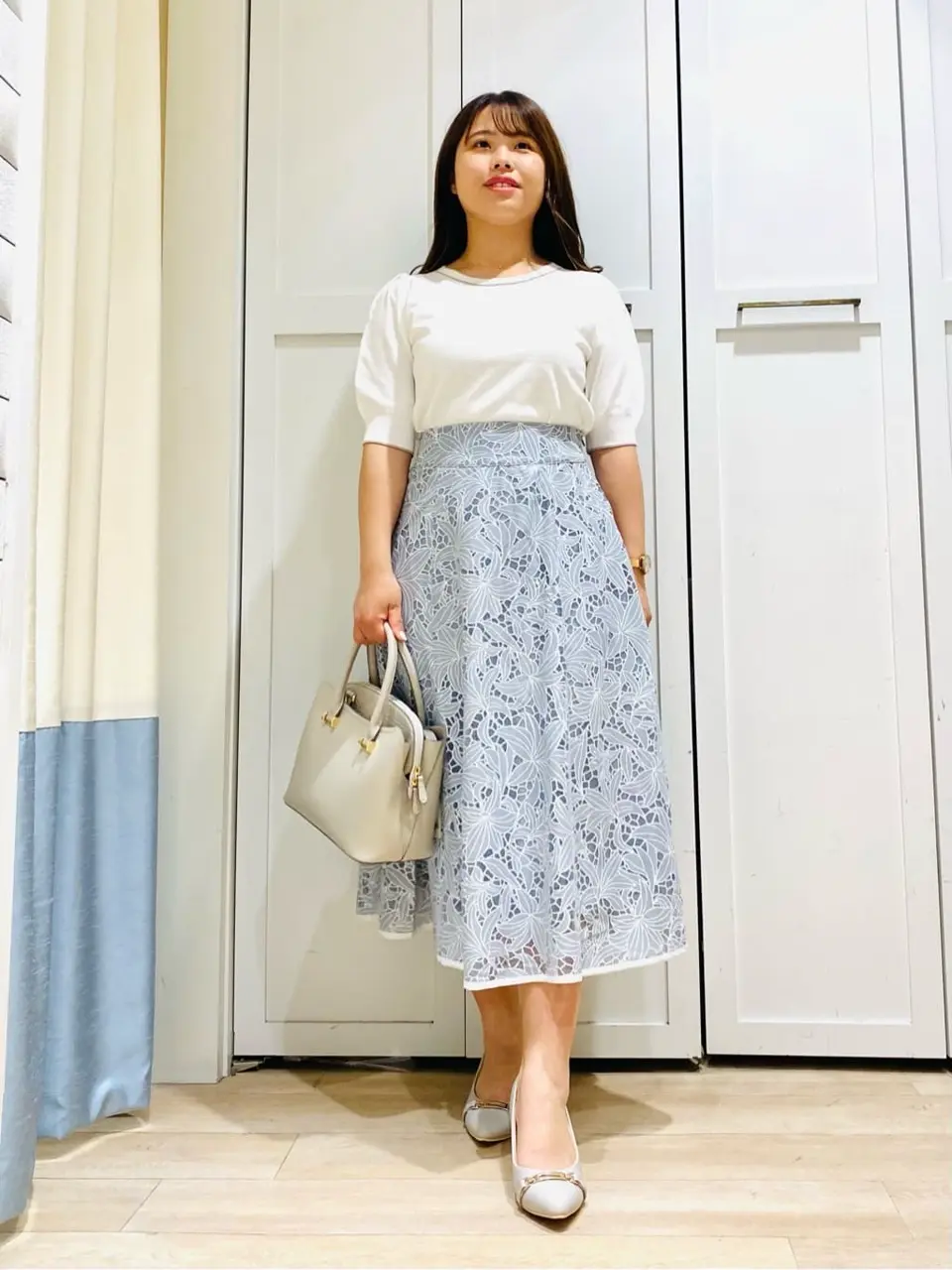 ANY SIS スタッフ コーディネート画像