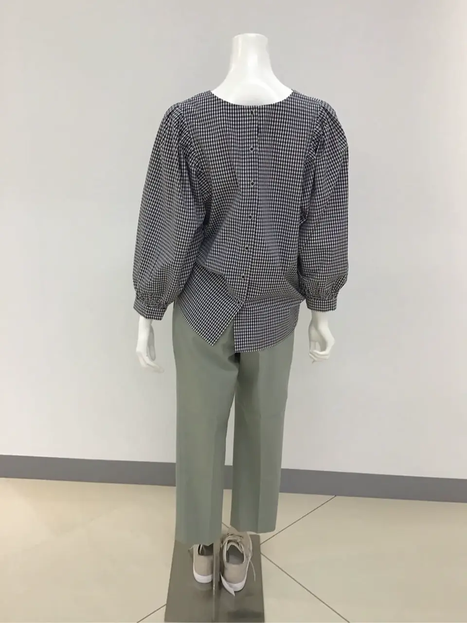 ANY SIS 橋本 コーディネート画像