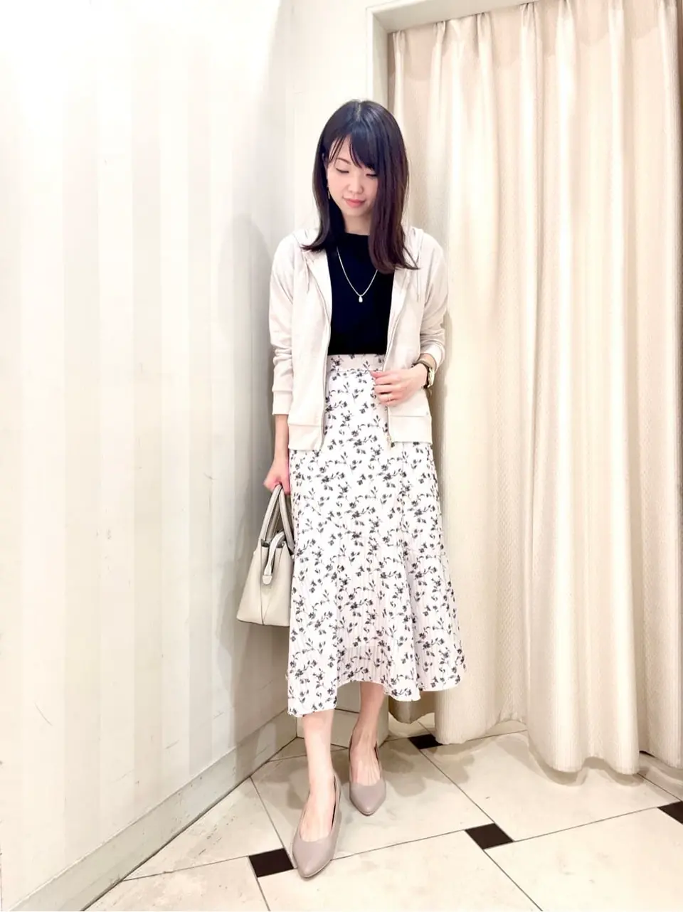 ANY SIS 金井 コーディネート画像