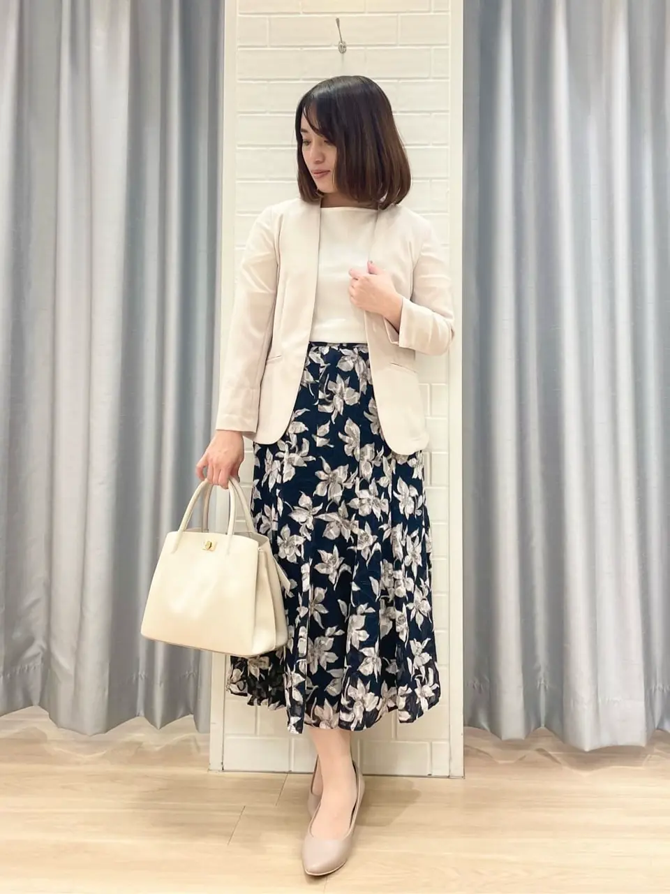 ANY SIS 丸岡 コーディネート画像