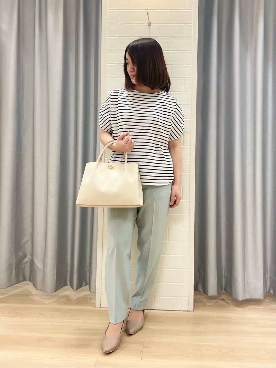 ANY SIS 丸岡 コーディネート画像