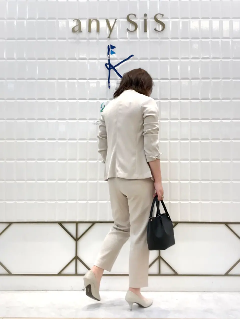 ANY SIS 中山 コーディネート画像