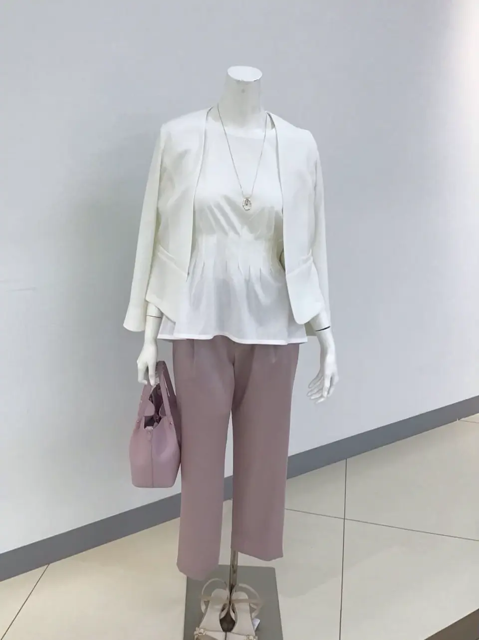 ANY SIS 本田 コーディネート画像