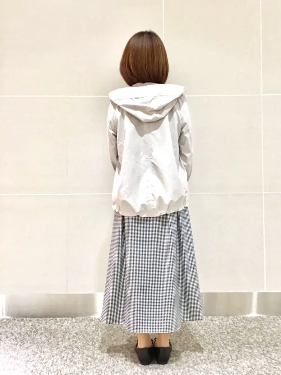 ANY SIS 浅野 コーディネート画像