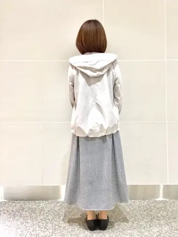 ANY SIS 浅野 コーディネート画像