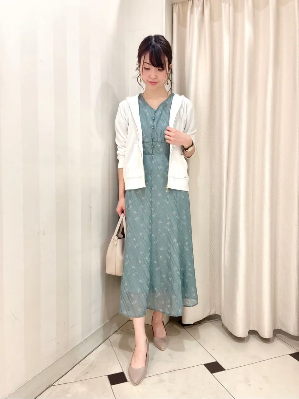 ANY SIS 金井 コーディネート画像