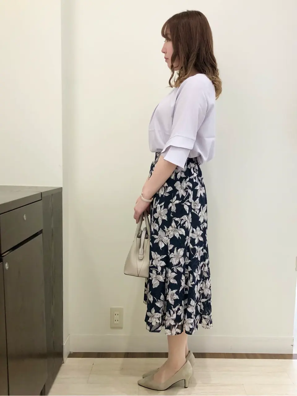 ANY SIS スタッフ コーディネート画像