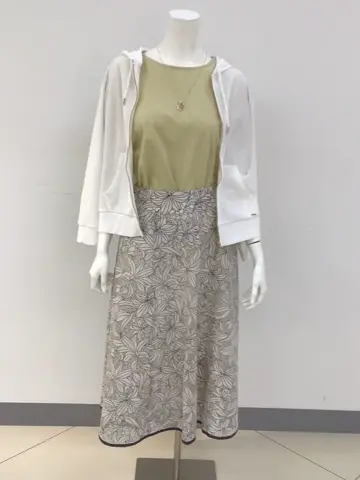 ANY SIS 橋本 コーディネート画像