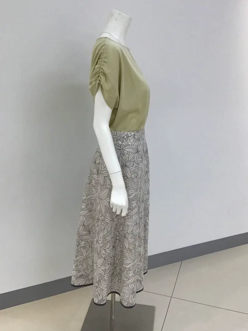 ANY SIS 橋本 コーディネート画像