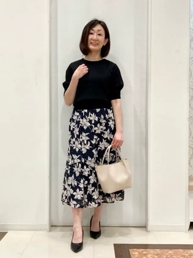 ANY SIS スタッフ コーディネート画像