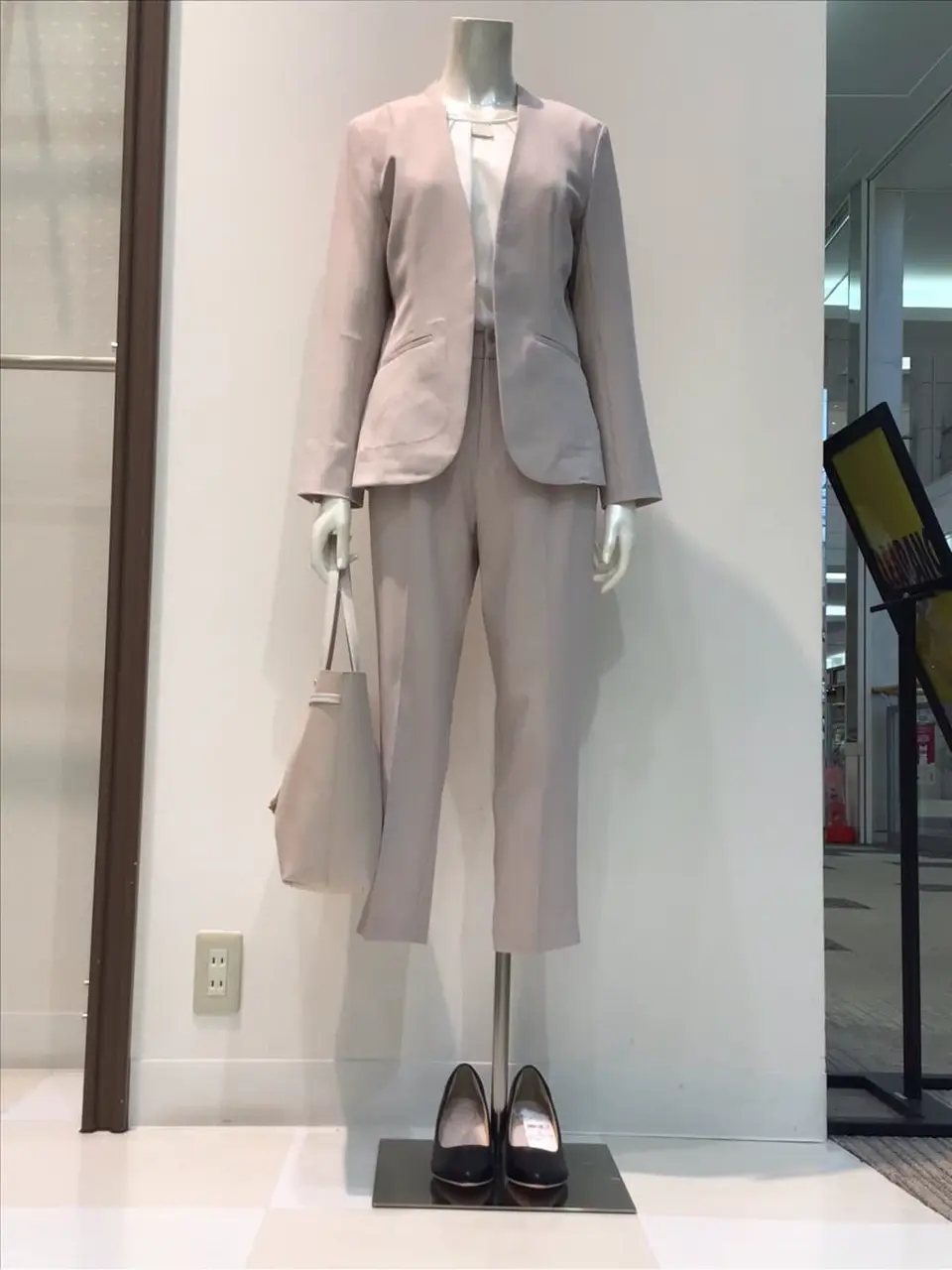 ANY SIS 布川 コーディネート画像