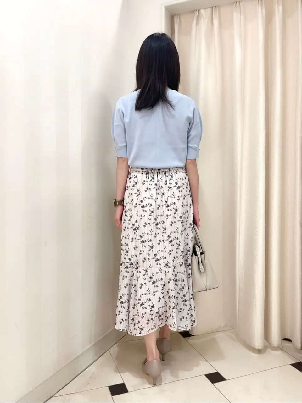 ANY SIS 金井 コーディネート画像