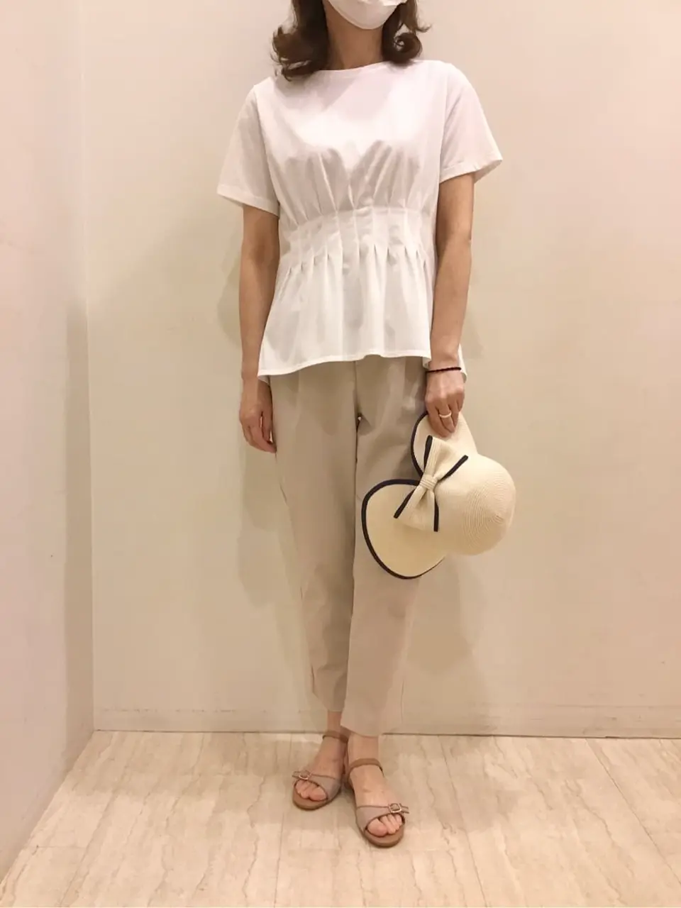 ANY SIS スタッフ コーディネート画像