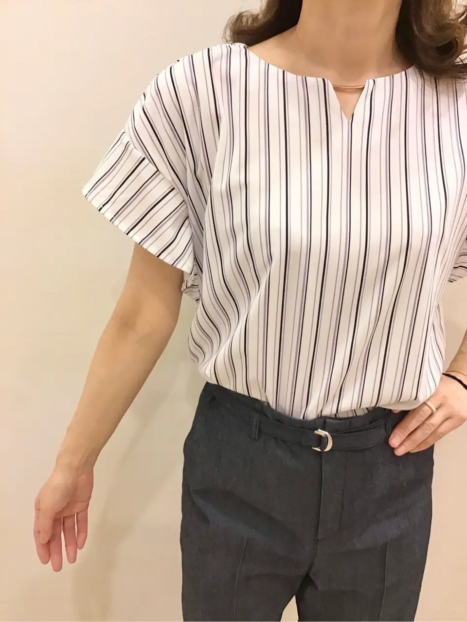 ANY SIS スタッフ コーディネート画像