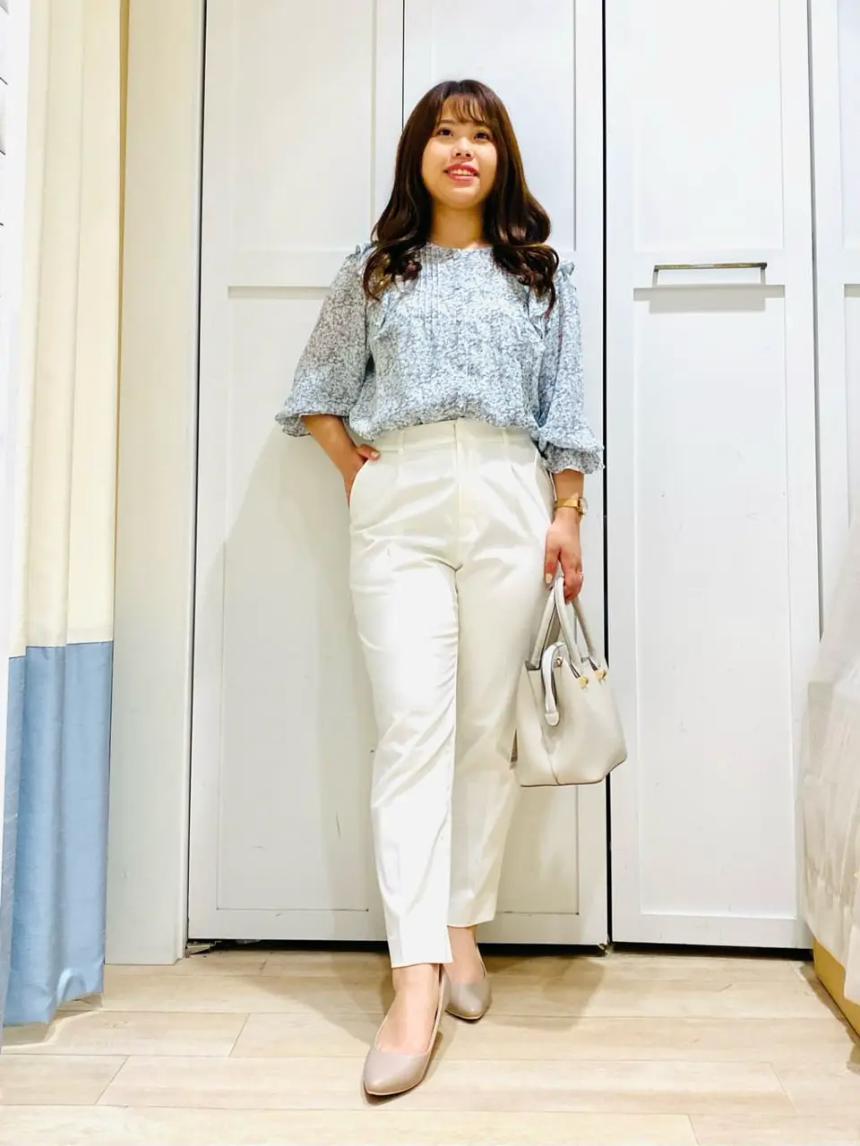 ANY SIS スタッフ コーディネート画像