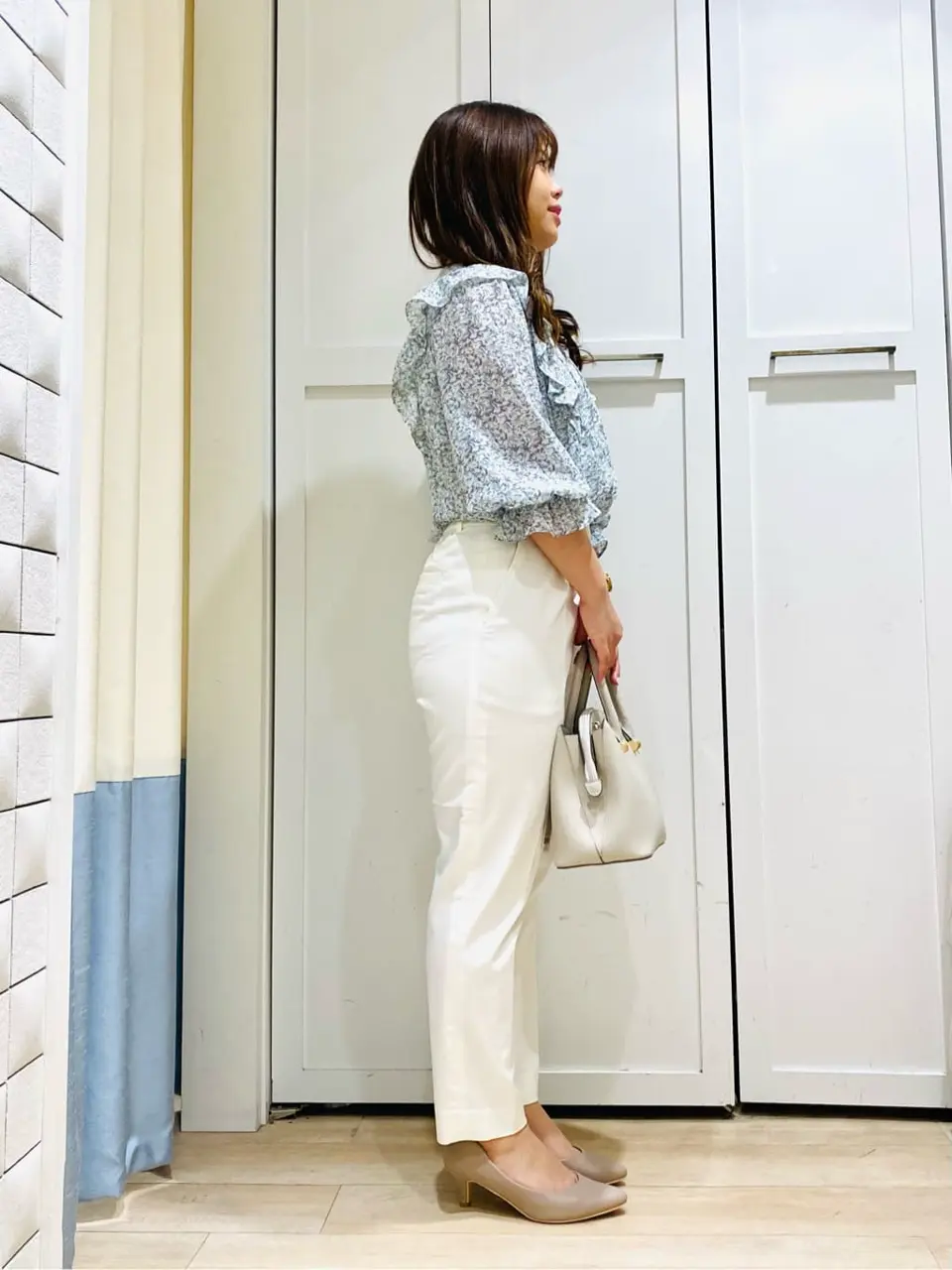 ANY SIS スタッフ コーディネート画像