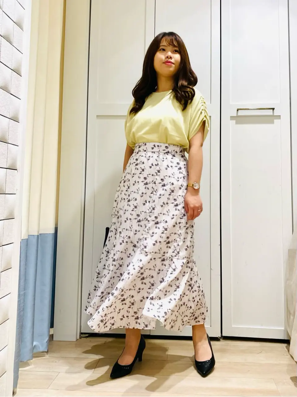 ANY SIS スタッフ コーディネート画像