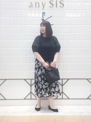 ANY SIS 西田 コーディネート画像