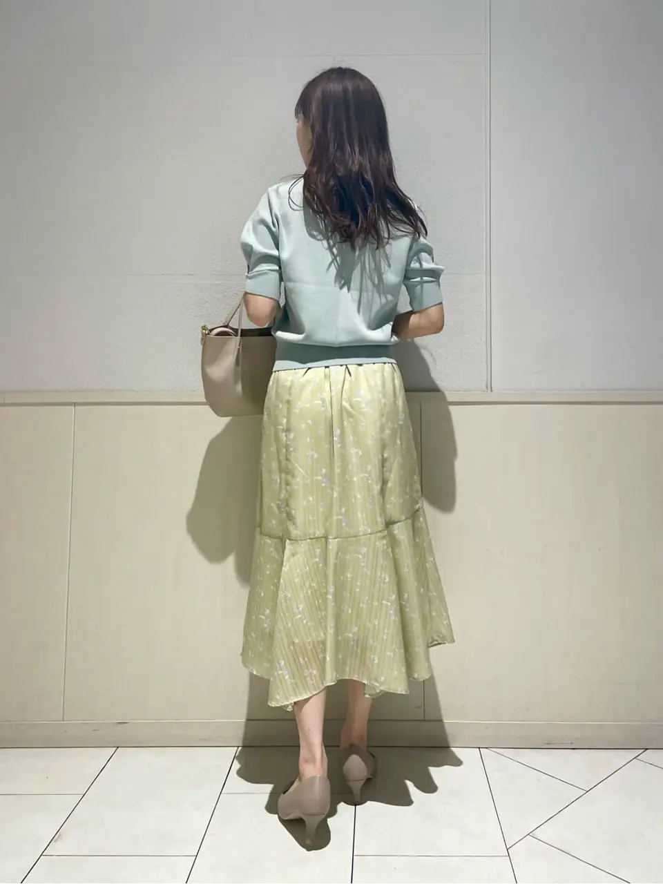 ANY SIS みぃ コーディネート画像