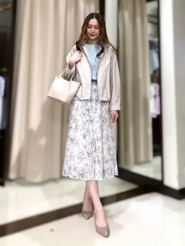 ANY SIS STAFF コーディネート画像