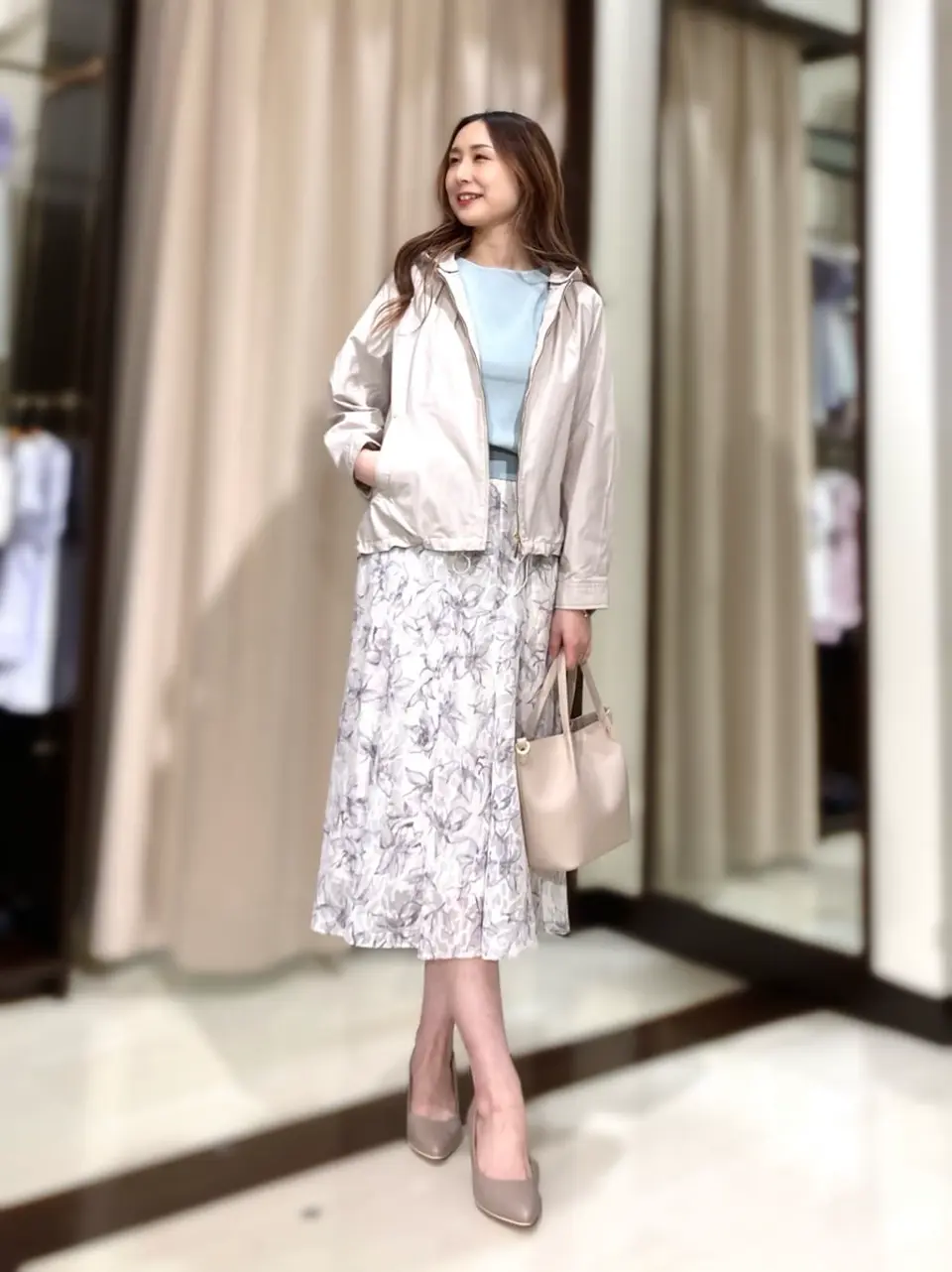 ANY SIS STAFF コーディネート画像