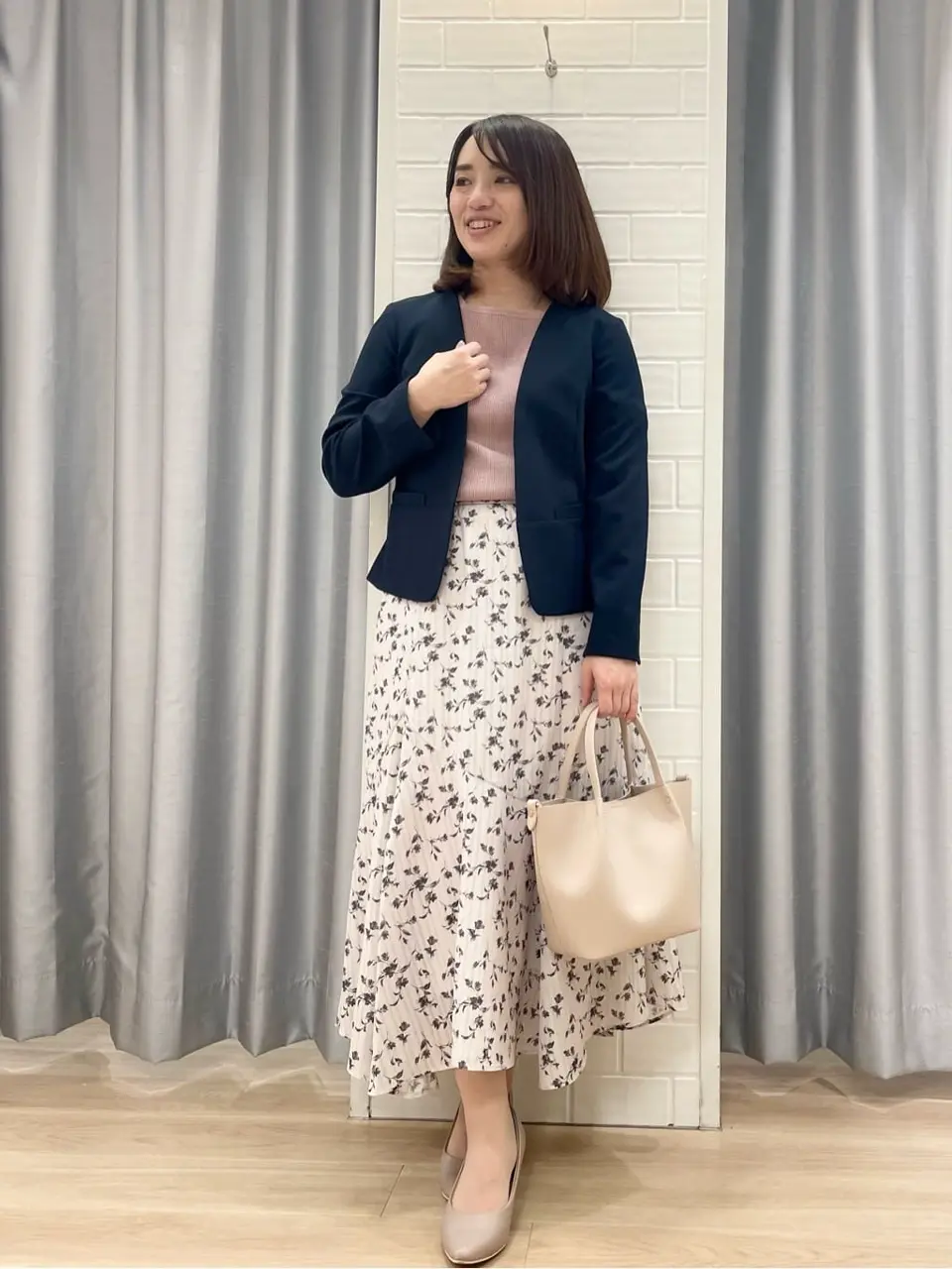 ANY SIS 丸岡 コーディネート画像