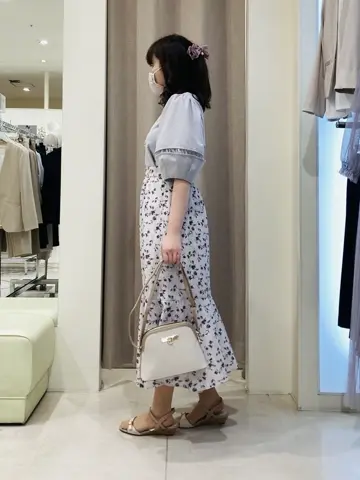 ANY SIS 川根　彩 コーディネート画像