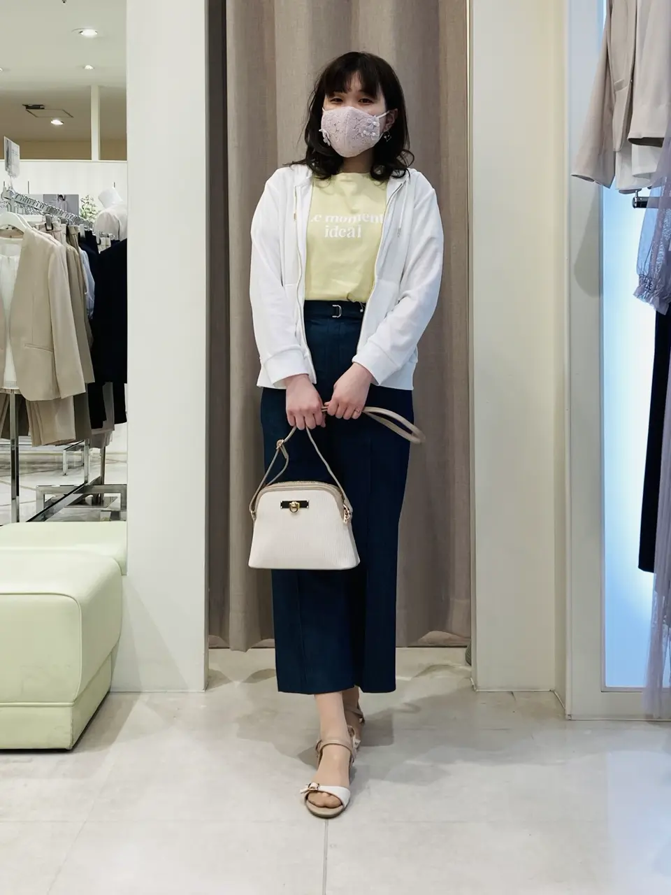  川根　彩 コーディネート画像