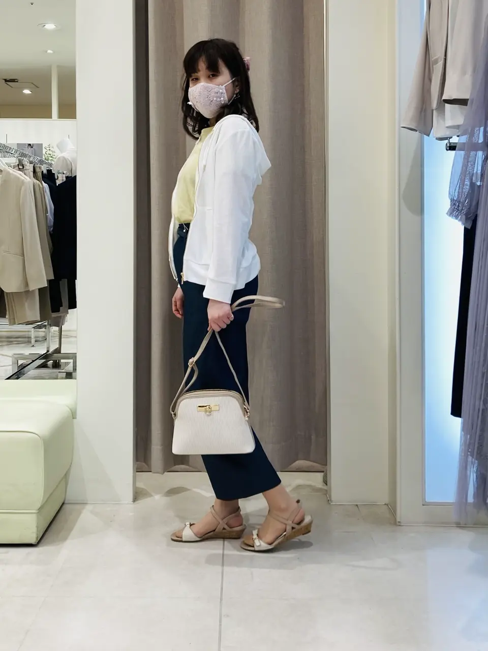 ANY SIS 川根　彩 コーディネート画像