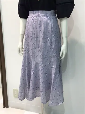 ANY SIS 布川 コーディネート画像