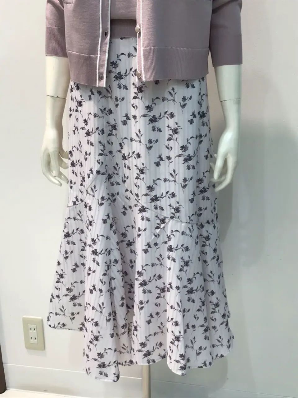 ANY SIS 布川 コーディネート画像