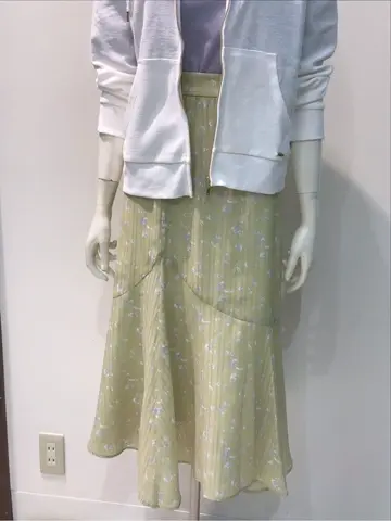 ANY SIS 布川 コーディネート画像