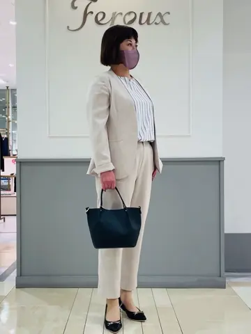 ANY SIS 堀部 コーディネート画像