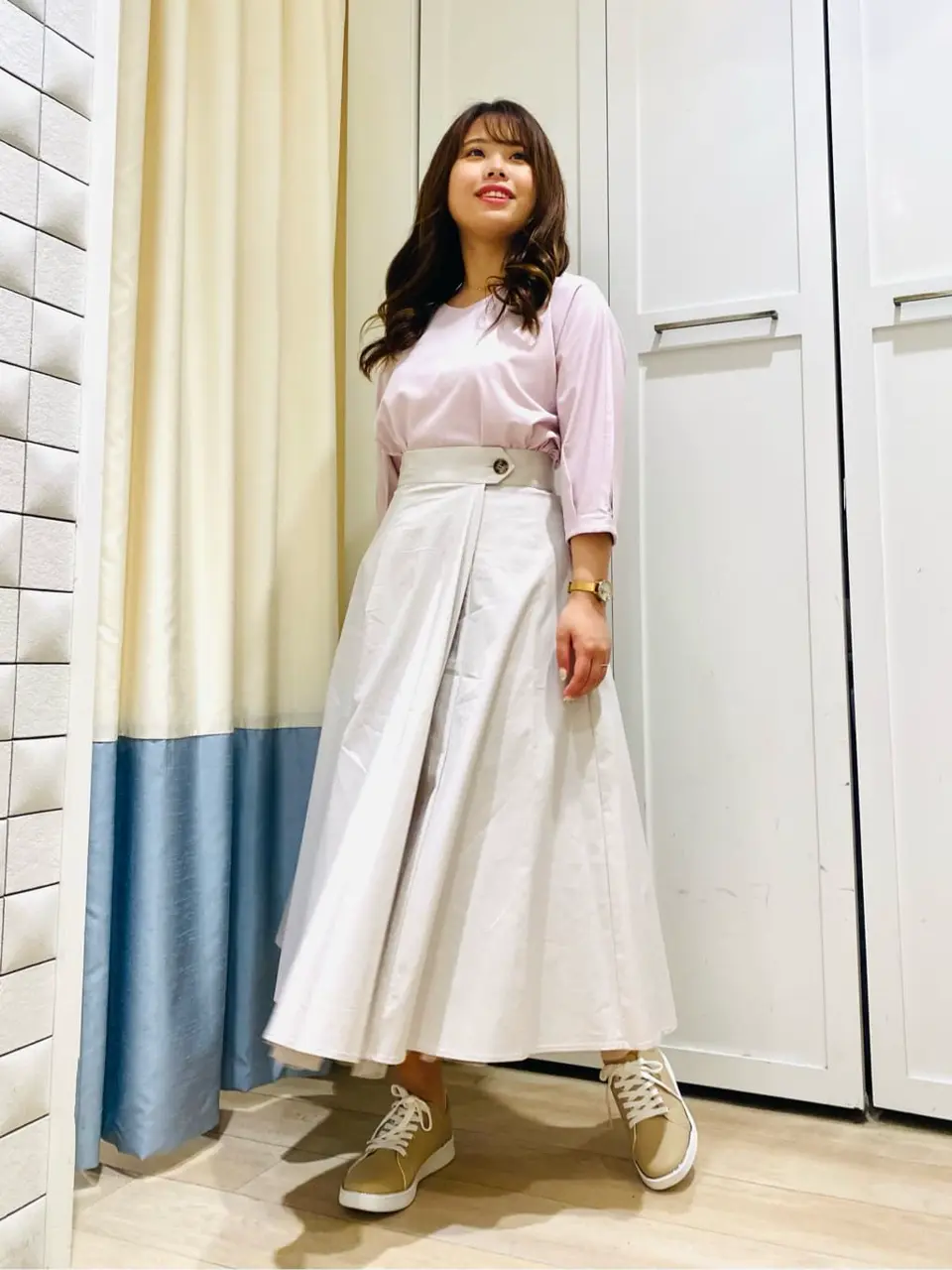 ANY SIS スタッフ コーディネート画像