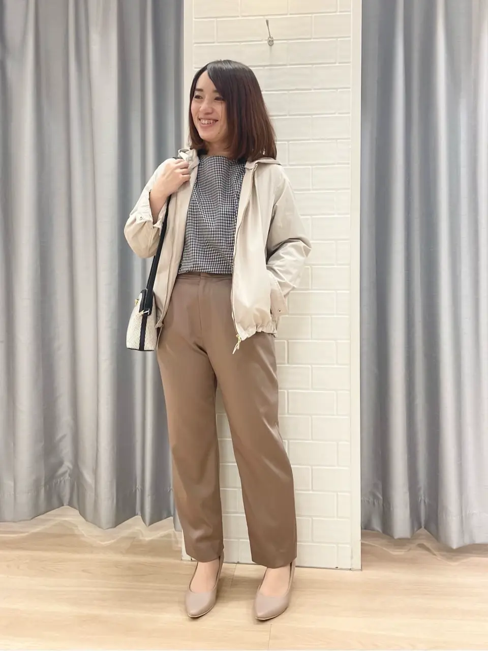 ANY SIS 丸岡 コーディネート画像