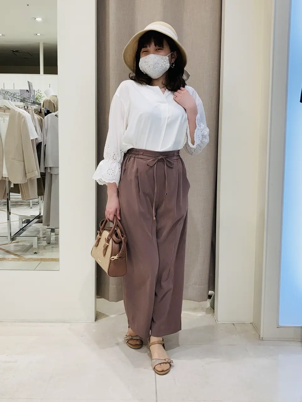 ANY SIS 川根　彩 コーディネート画像